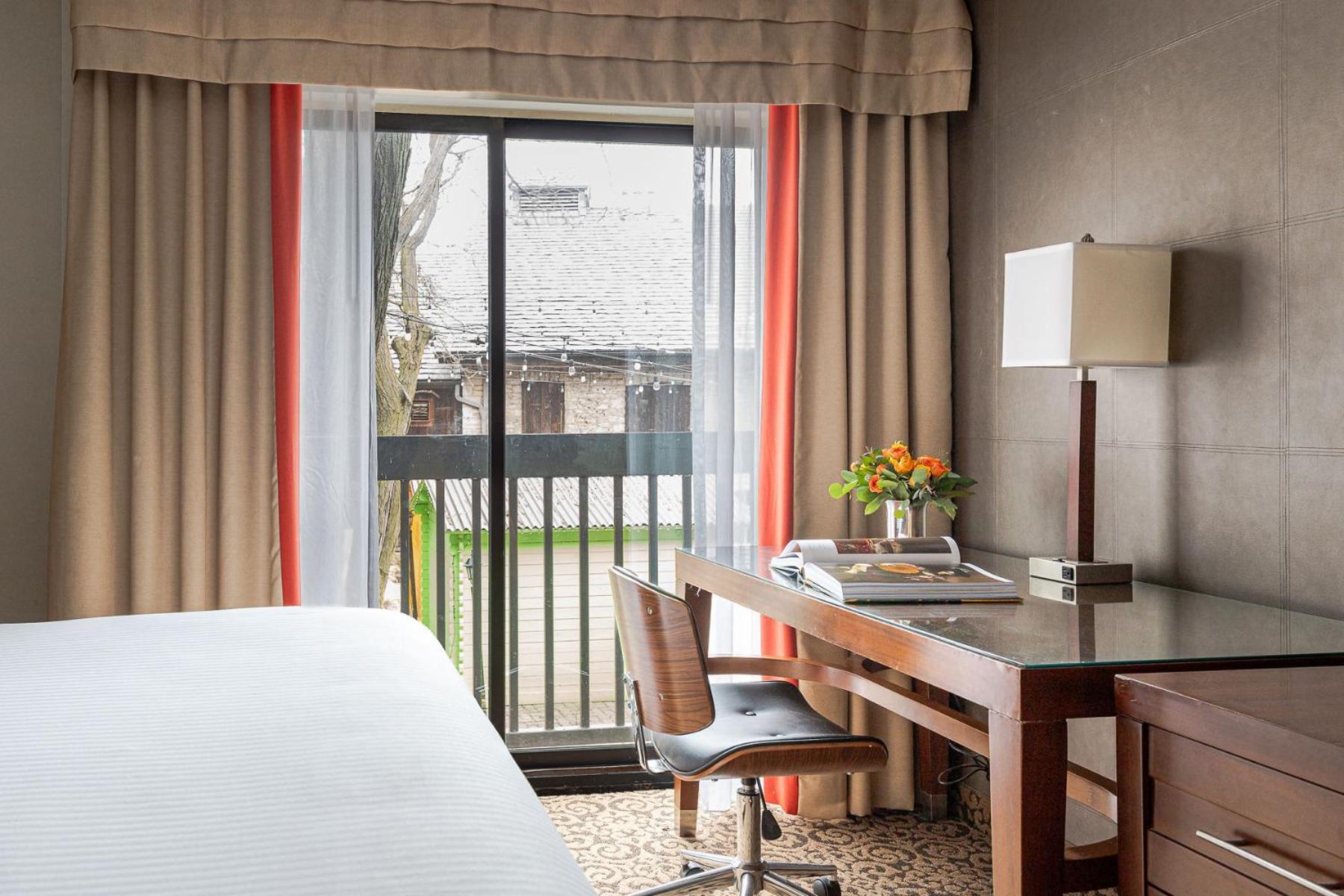 Old Stone Inn Boutique Hotel Niagara Falls Exterior photo